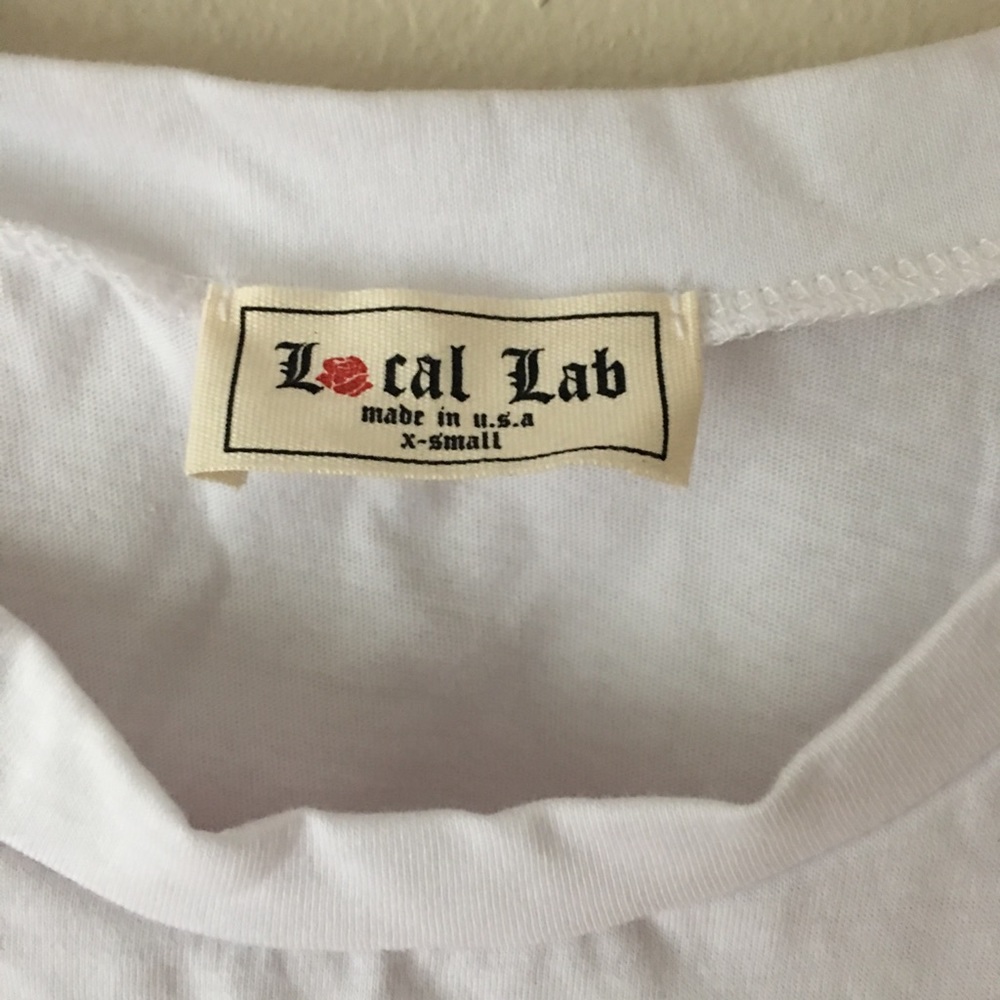 NO BAD VIBES CROP TOP - Picture 6 of 7